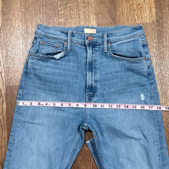Mother High Waisted Rider Skimp Dreamer Distressed Straight Jeans Womens 28 - Picture 13 of 13